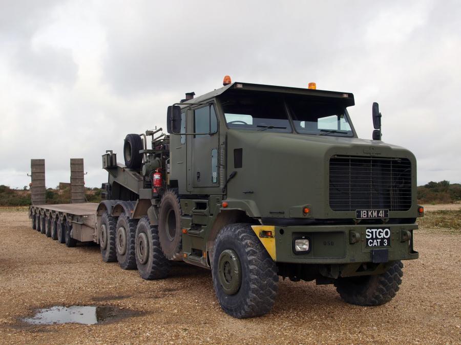  Oshkosh HET M1070F 2002 года  (фото 3 из 4)